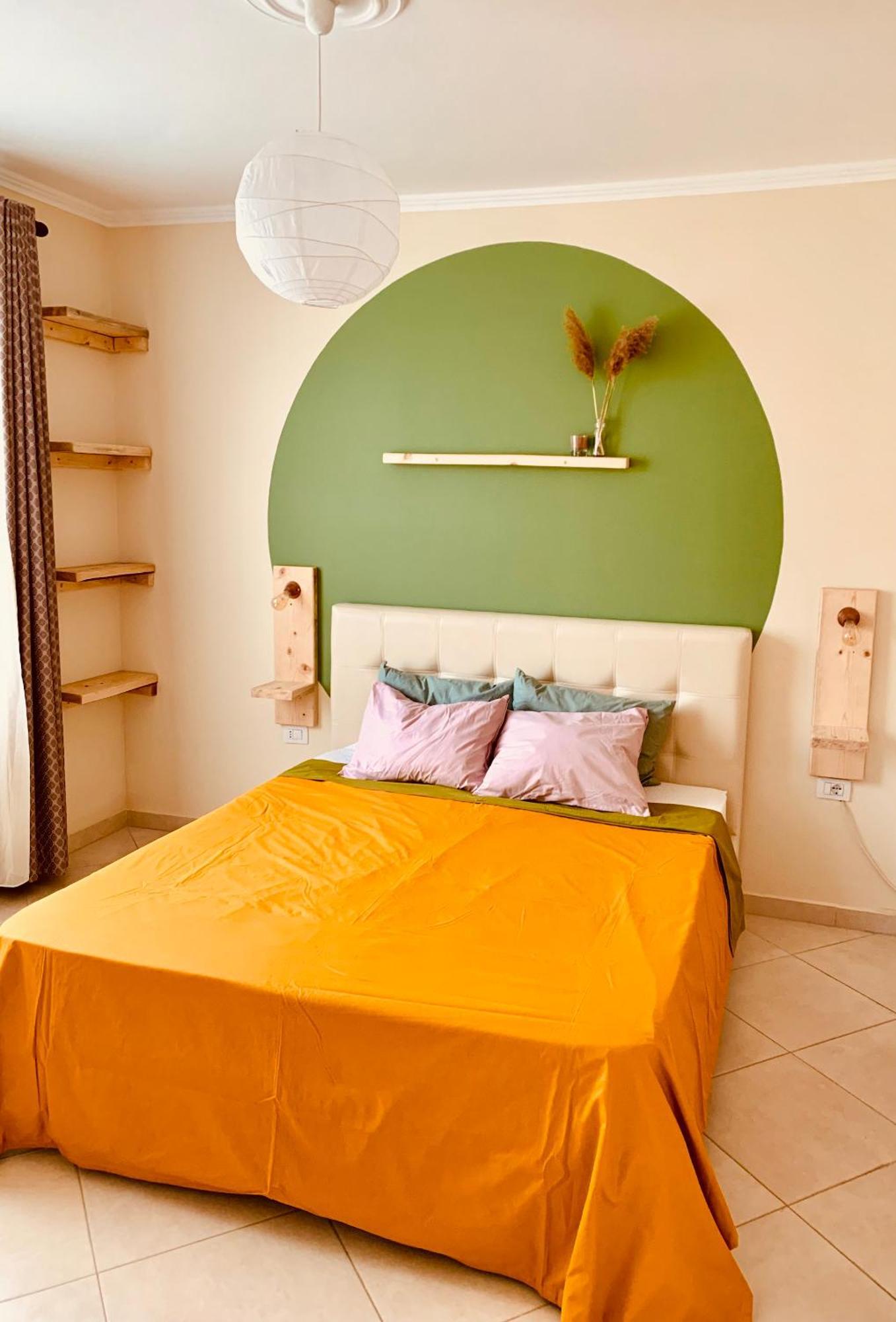 Family Tree - Quiet Area - Self Check In Aparthotel Golem  Exterior foto